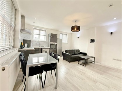 1 Bed Flat, Kennington Road, SE11