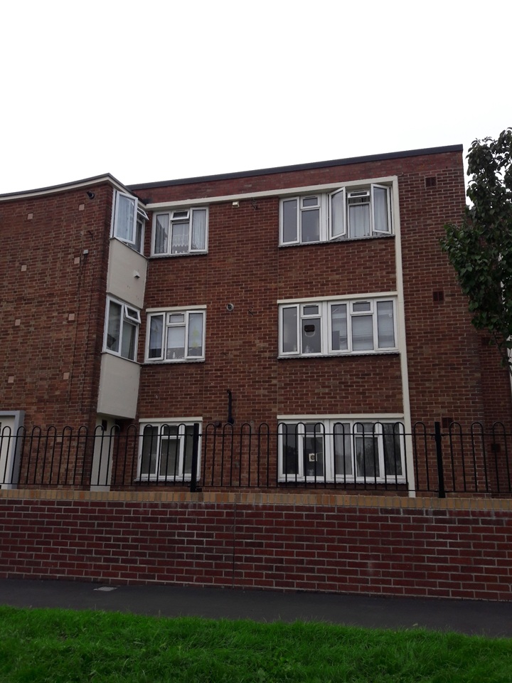 2 Bed Flat, Gill Ave, BS16