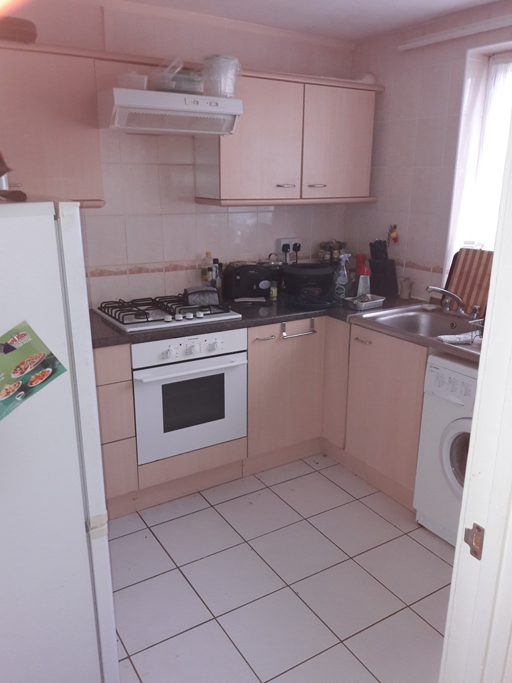 2 Bed Flat, Gill Ave, BS16 photo 5