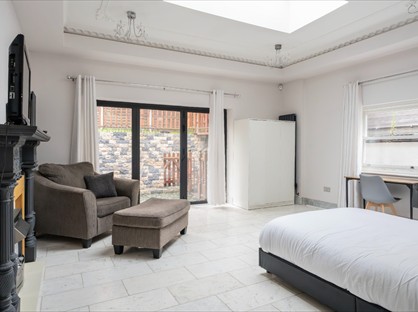 Room in a Shared Flat, Frognal, NW3
