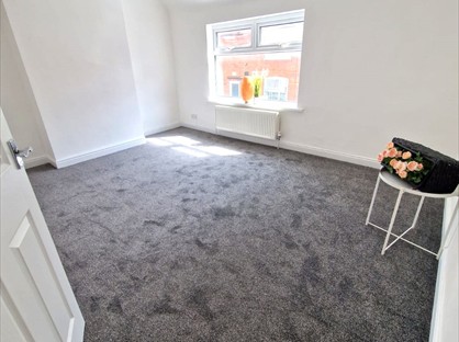 2 Bed Terraced House, Scarsdale St, S44
