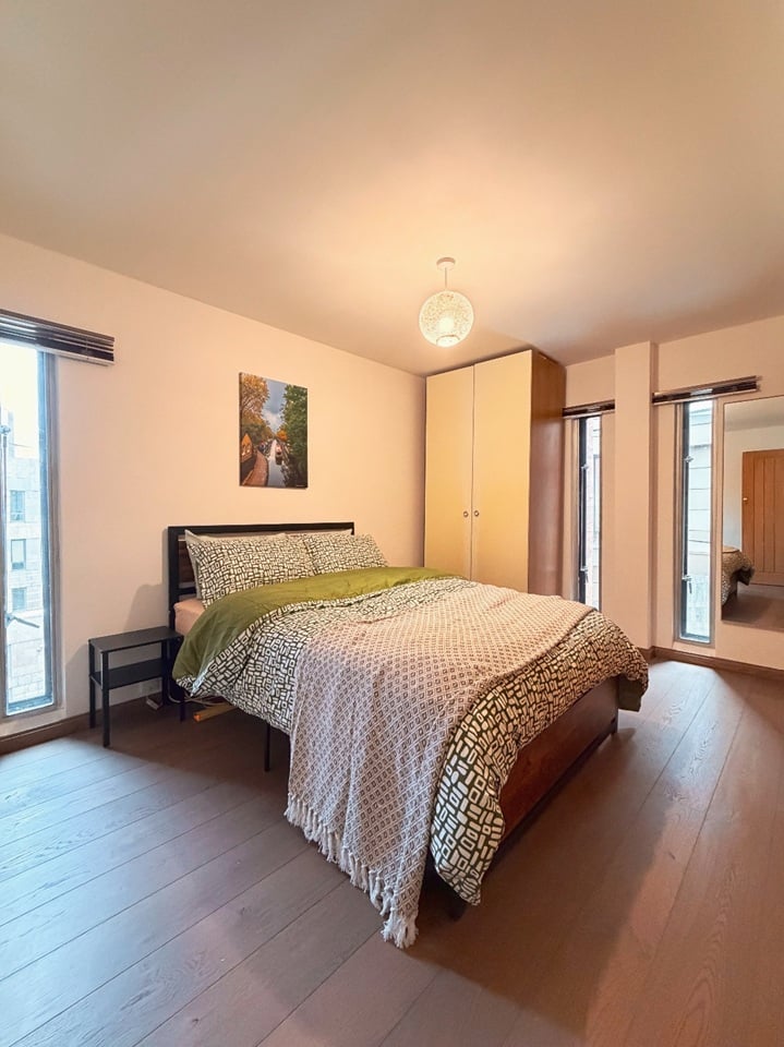 Additional image 2 of 2 Bed Flat, Upper Thames Street, EC4V, N1 7GU