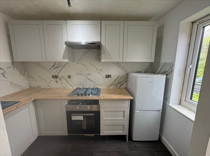 Studio Flat, Trefoil Close, PO7