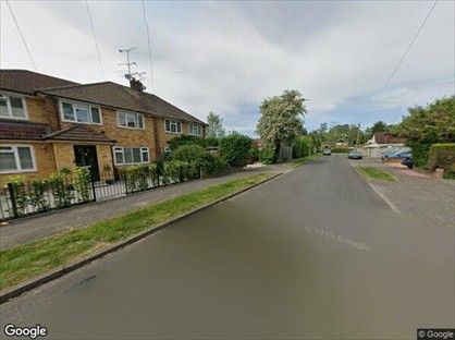 3 Bed Semi-Detached House, Hinton Close, RG45