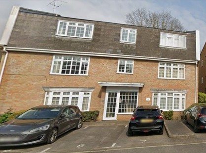 2 Bed Flat, The Birches, GU22
