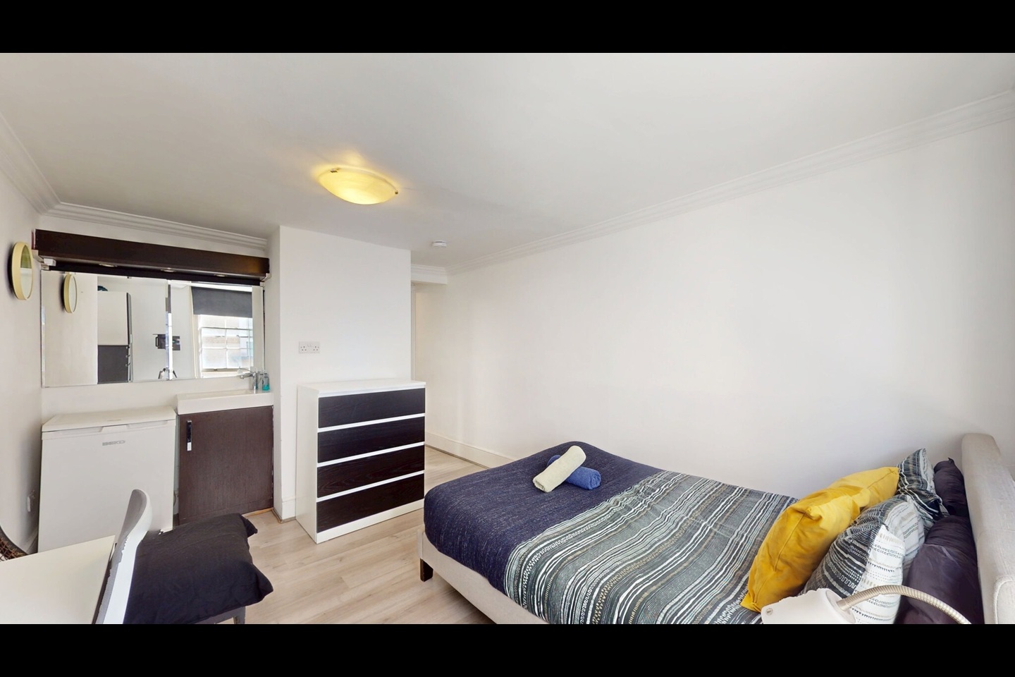 Additional image 2 of Room in a Shared Flat, Ensuite Double Room, WC2N, N1 7GU