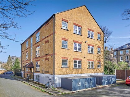 1 Bed Flat, Dominic Court, SE22