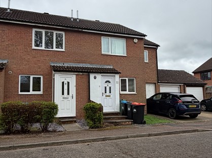 2 Bed Semi-Detached House, Denmead, MK8