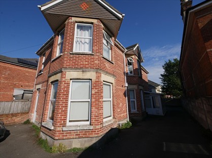 Studio Flat, Heron Court Rd., BH3