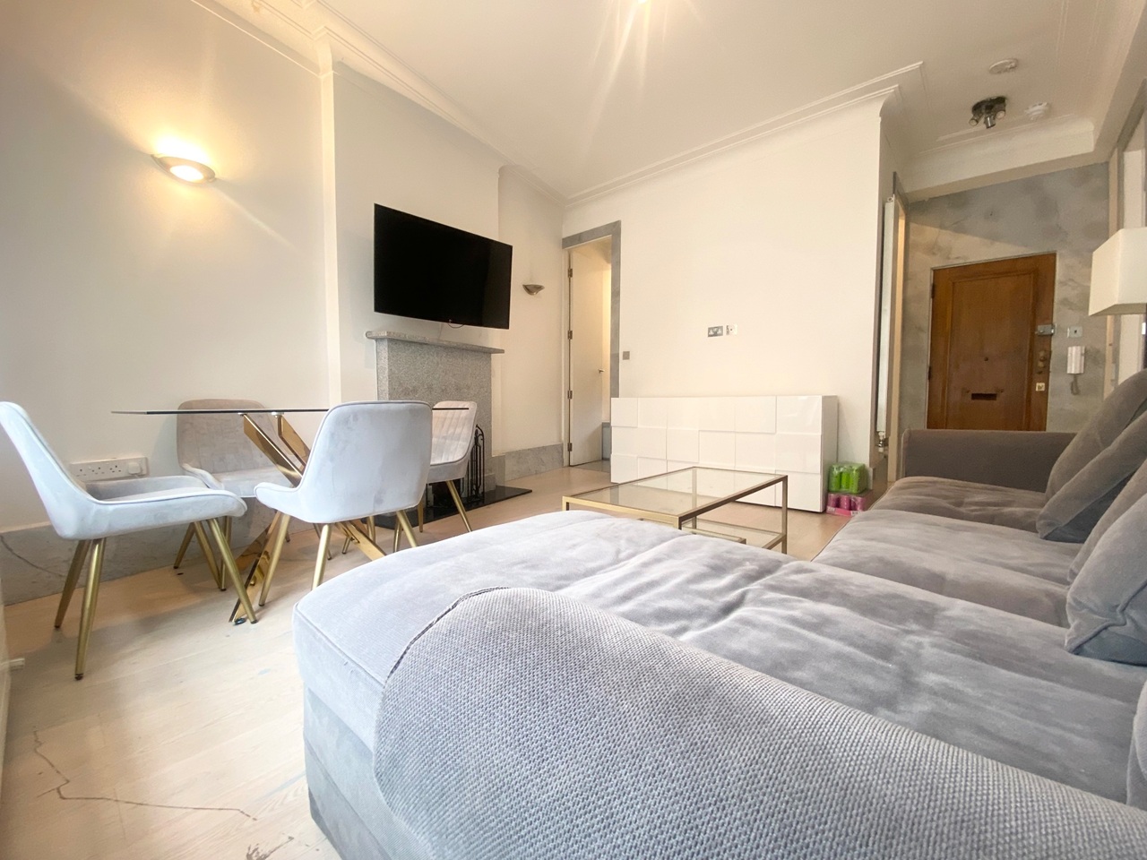 London - 1 Bed Flat, Basildon Court, W1G - To Rent Now for £2,950.00 p/m