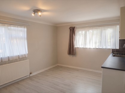 2 Bed Maisonette, Larkin Close, CB4