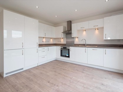 4 Bed Terraced House, Trevelyan Road, E15