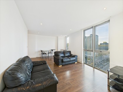 2 Bed Flat, Orion Building, B5