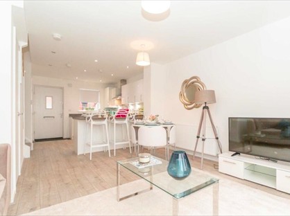 3 Bed Terraced House, Trevelyan Road, E15