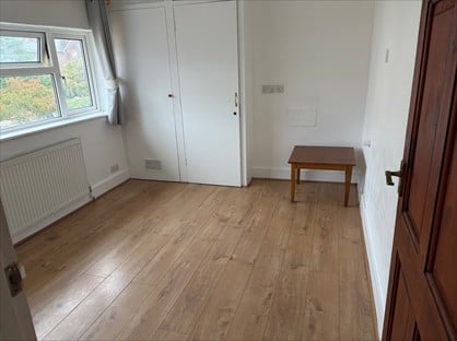 1 bed flat/apartment for rent in Studio Flat, York Road, GU1