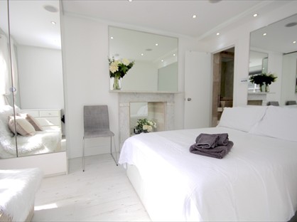 Room in a Shared Flat, Westbourne Grove, W2