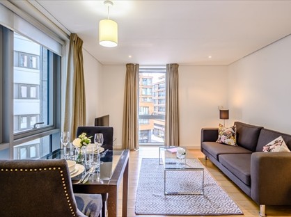 1 Bed Flat, Merchant Square East, W2