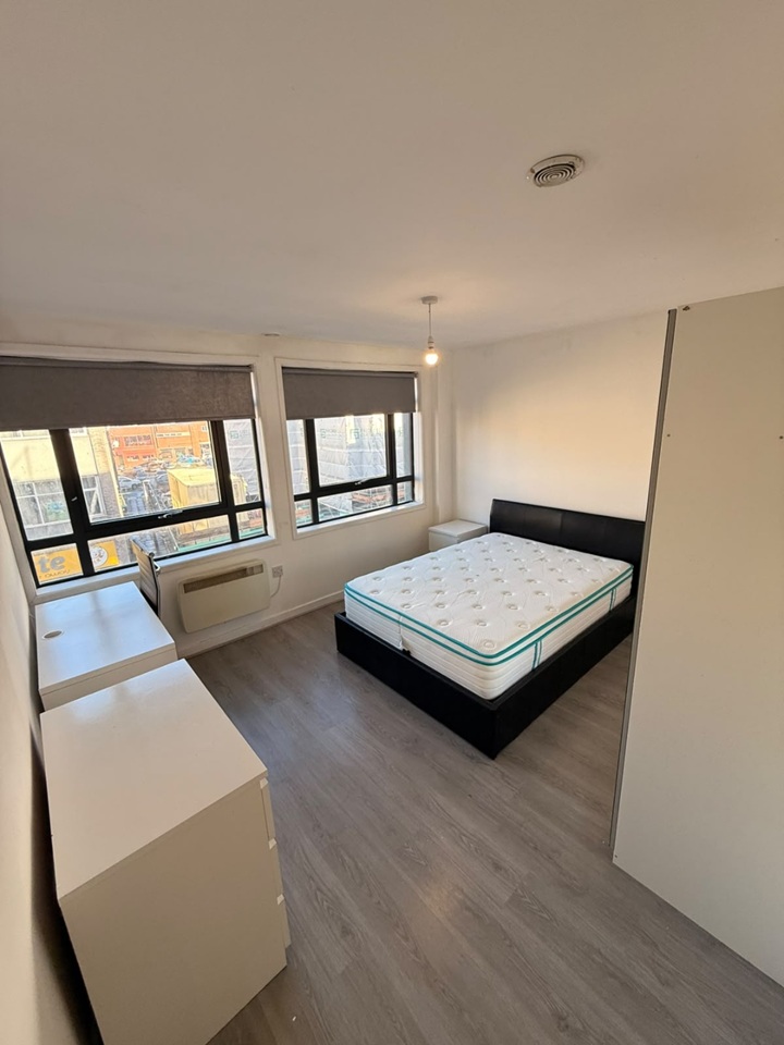 2 Bed Flat, London Road, L3 photo 4