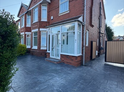 3 Bed Semi-Detached House, Alford Road, SK4