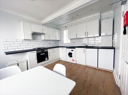 3 Bed Flat, Camden Mews, NW1