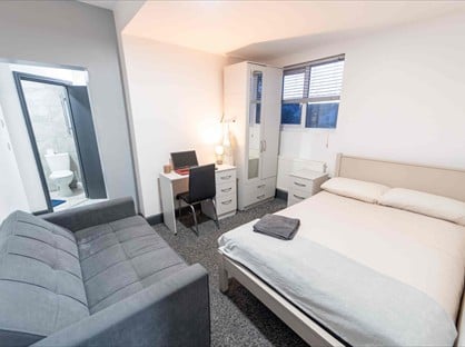 Room in a Shared House, Bournbrook Road, B29