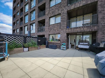 3 Bed Flat, Cavendish Square, E16