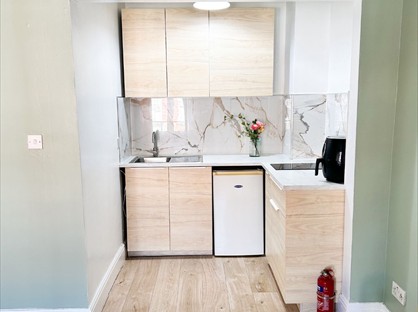 Studio Flat, Leicester, LE3