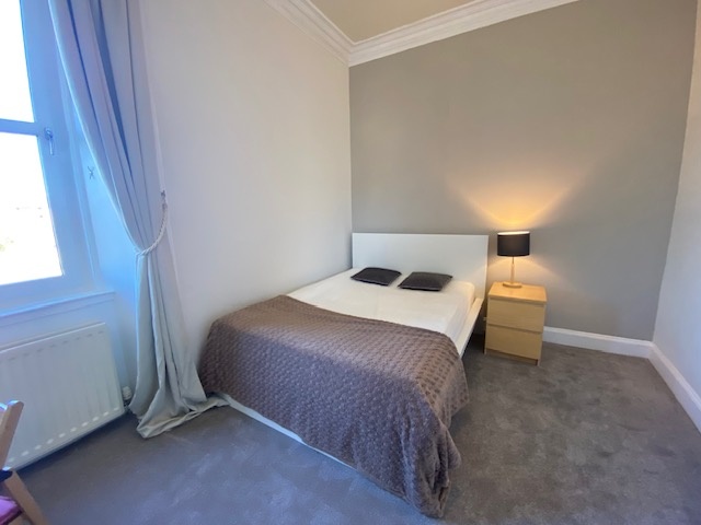 2 Bed Flat, Cathcart Place, EH11 photo 5