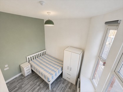 Studio Flat, Tottenham Lane, N8