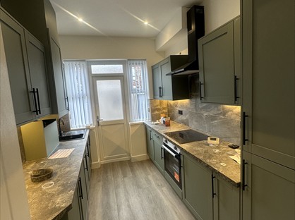 4 Bed End Terrace, Daisy Bank, M40
