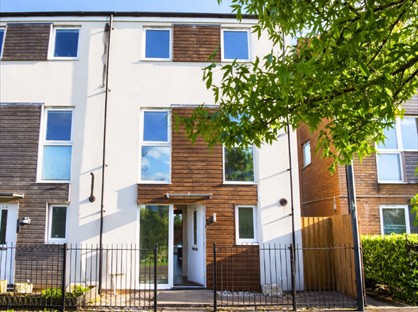 4 Bed Semi-Detached House, Over Drive, BS34