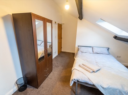 Room in a Shared House, Pershore Road, B5