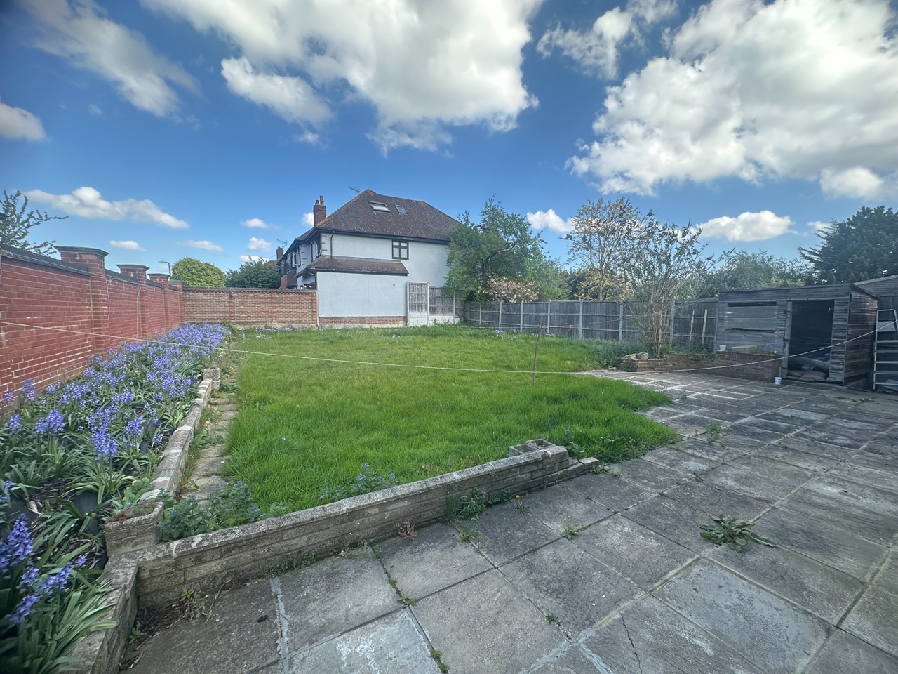 Chigwell - 4 Bed Detached House, Manor Road, IG7 - To Rent Now for £ ...