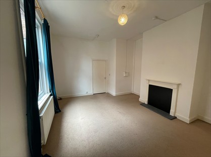 1 Bed Flat, Heath Terrace, CV32