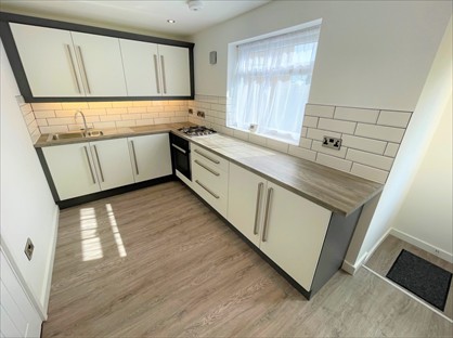 3 Bed Terraced House, Archer Gate, S6