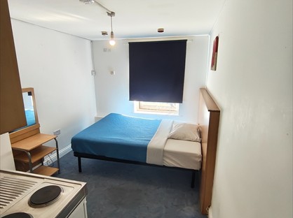 Studio Flat, Dumfries St, LU1