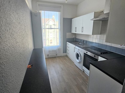 1 Bed Flat, Priory Road, TN34