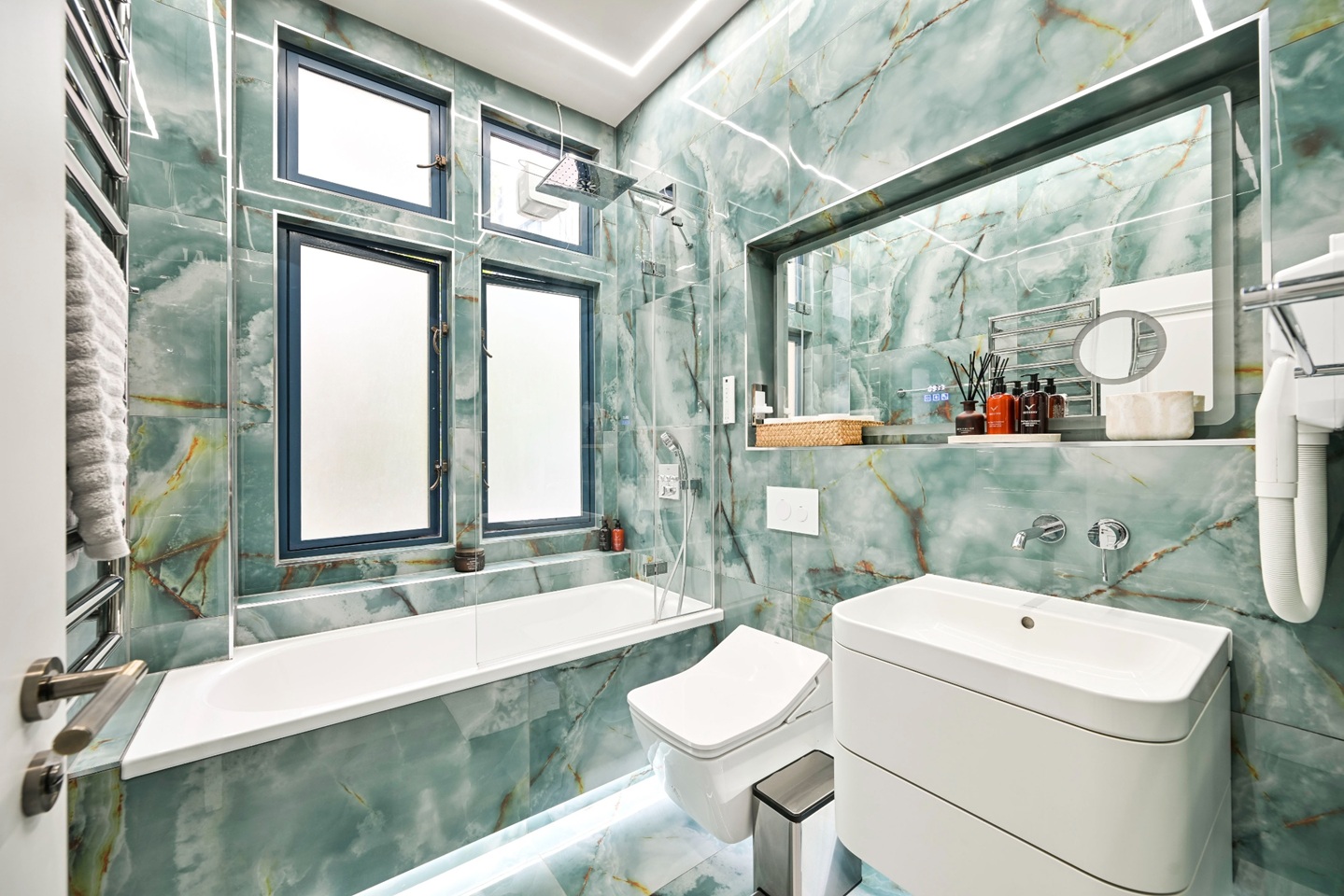 Additional image 4 of 3 Bed Flat, Charing Cross Road, WC2H, N1 7GU
