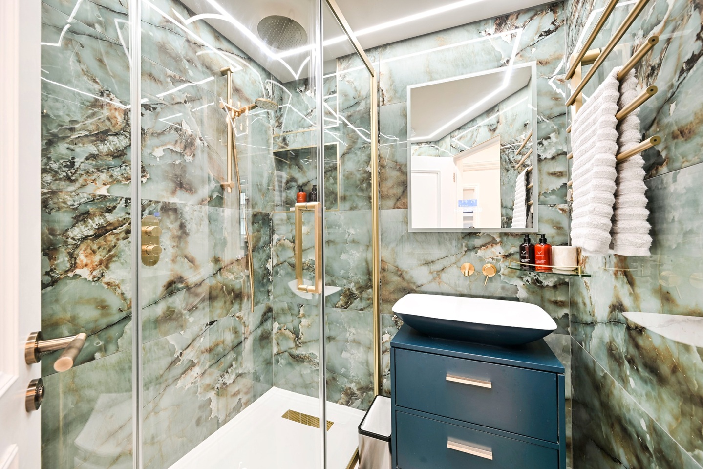 Additional image 6 of 3 Bed Flat, Charing Cross Road, WC2H, N1 7GU