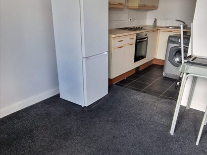 2 Bed Flat, Drake St, OL11