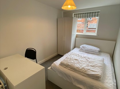 Room in a Shared House, Edward St, LE11