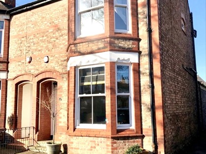 4 Bed Terraced House, Westgate, WA15