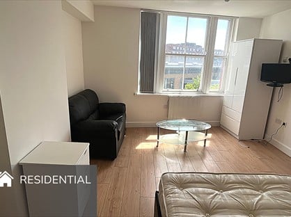 Studio Flat, Belgrave Gate, LE1