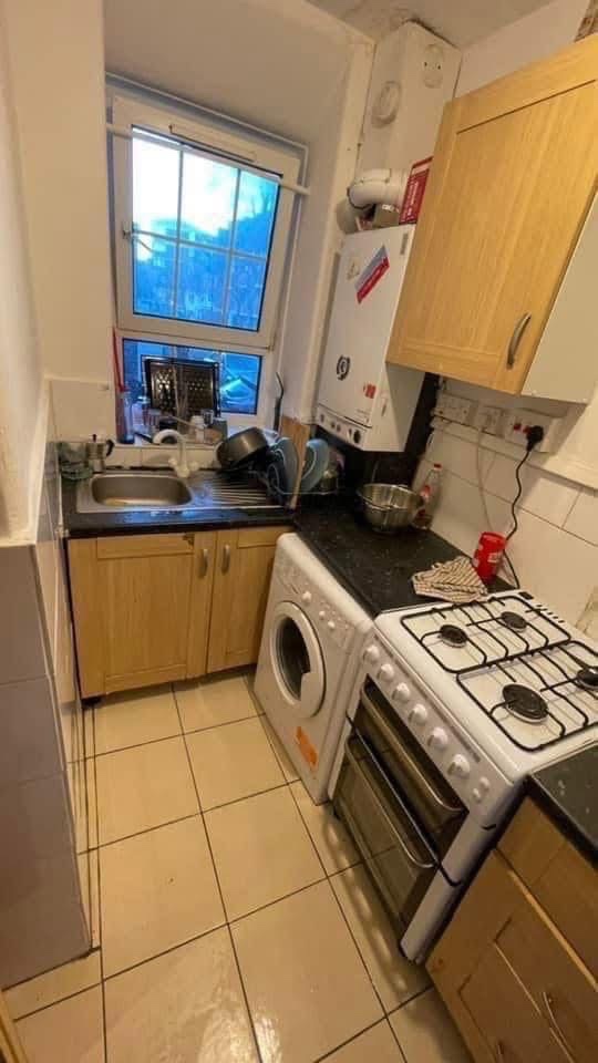 Room in a Shared Flat, Chicksand House, E1 photo 5