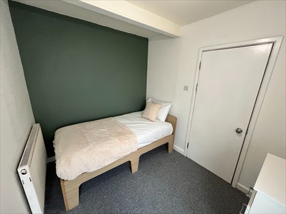 Room in a Shared House, Langwith Junction, NG20