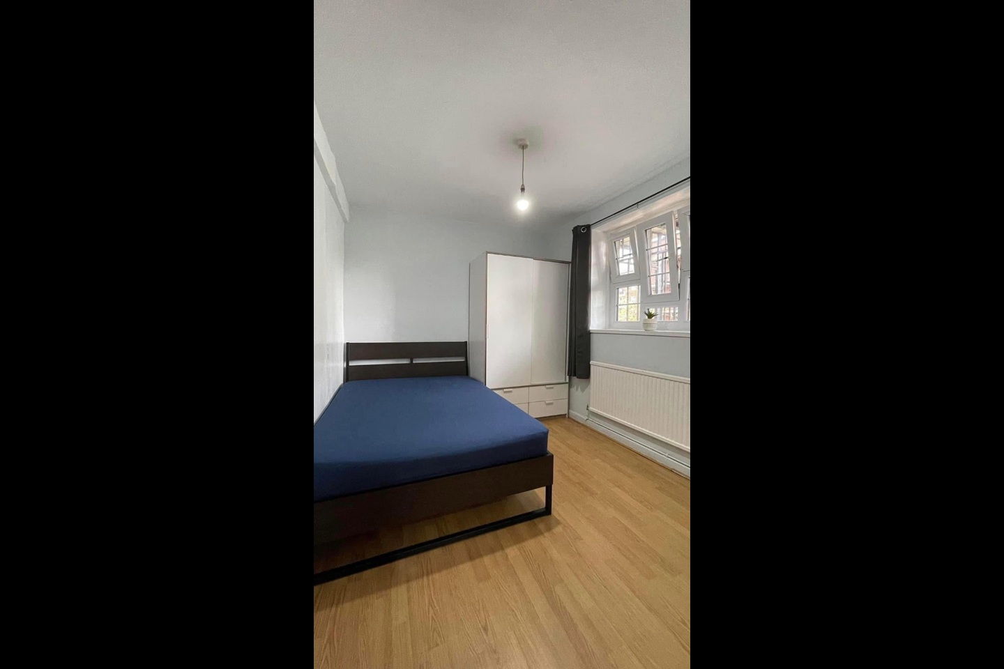 Room in a Shared Flat, Arabian House, E1