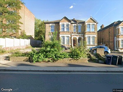 Studio Flat, Station Road, NW4