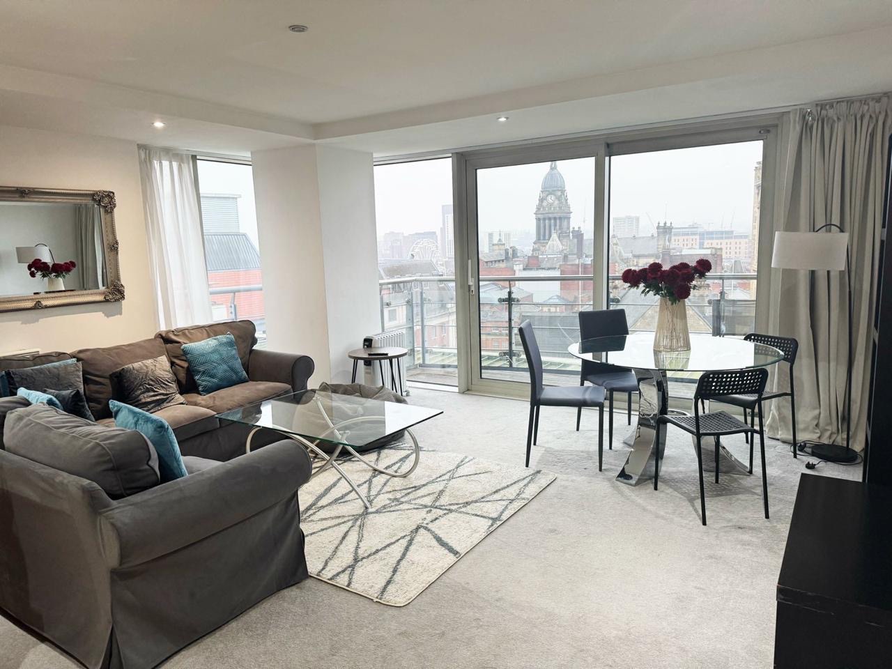 2 Bed Flat, Albion St, LS2