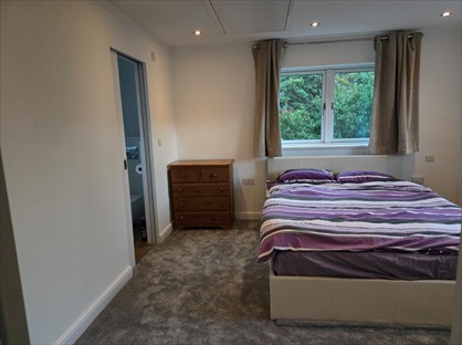 Room in a Shared House, Chevalier Grove, MK8