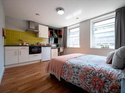 Studio Flat, Stanley St, L1